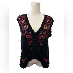 Floral Embroidered Black Knit Vest - size M